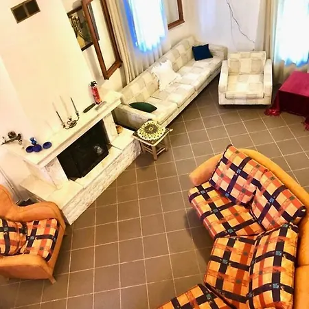 Vasiliki * Paliouras