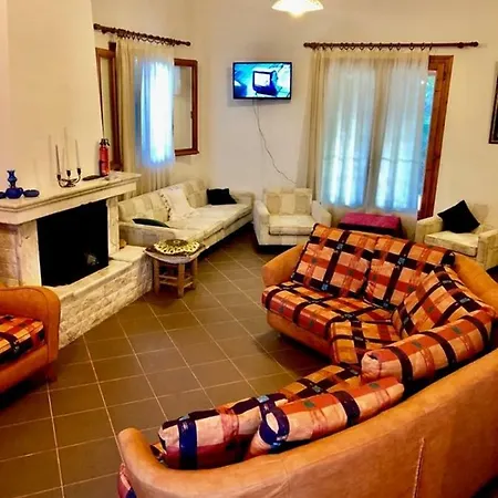 Vasiliki * Paliouras